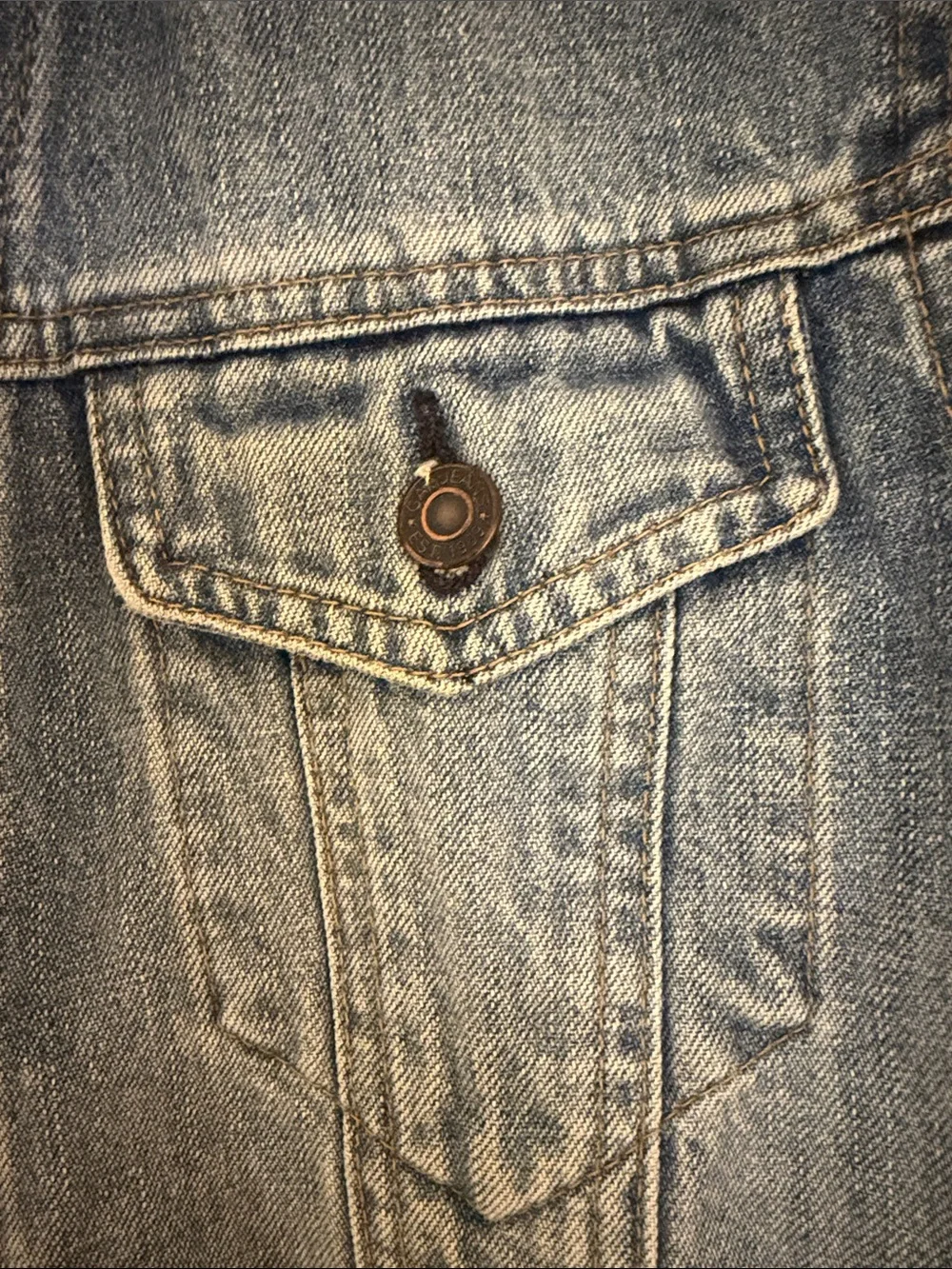 Vintage Kid’s Gap Blue Denim Jean Jacket - Size M (7-8)
